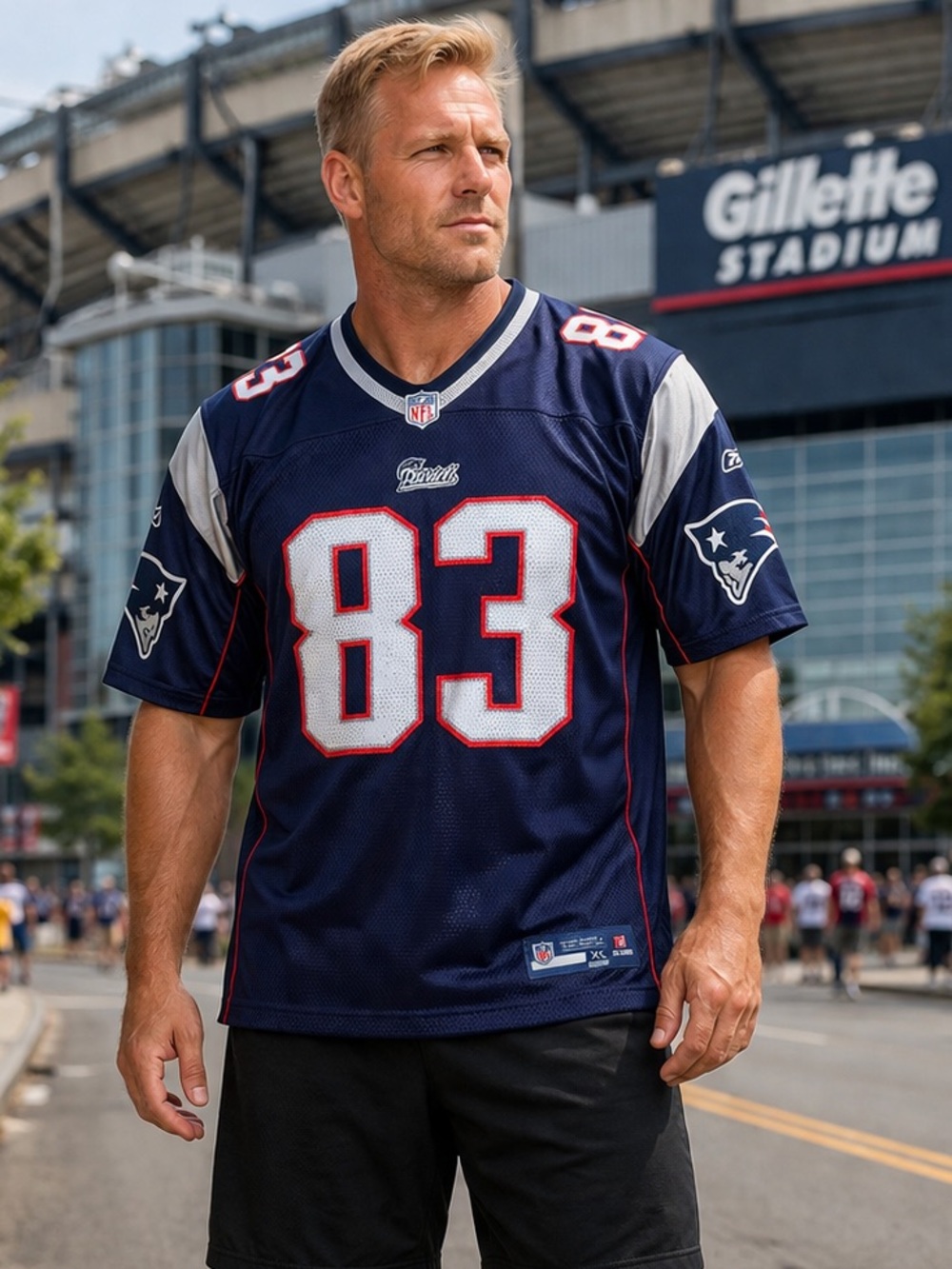 Reebok Men’s Navy Blue New England Patriots #83 Football Jersey